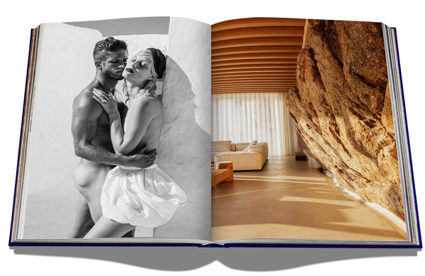 Паперова книга «Mykonos Muse», автор Лізі Манола - фото №1