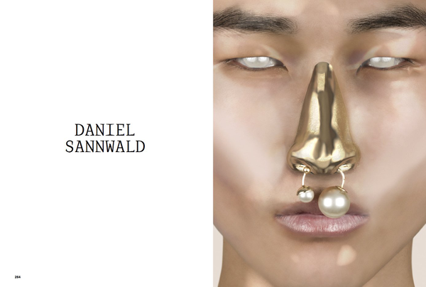 Бумажная книга «Otherworldly. Avant-Garde Fashion and Style», автор Тео-Масс Лексилектус - фото №1
