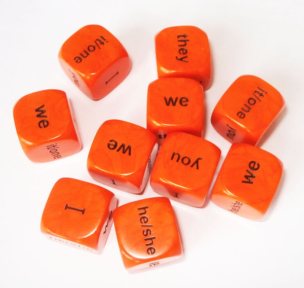Паперова книга «Pronouns. Pack of 10 Dice» - фото №1