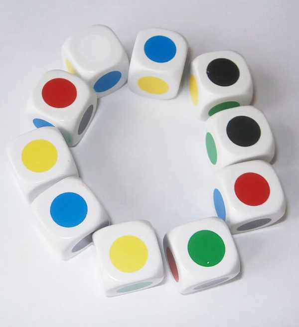 Паперова книга «Colours. Pack of 10 Dice» - фото №1