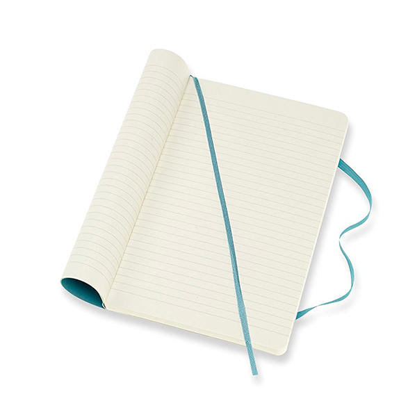  «Блокнот Moleskine Classic средний линия океанский синий (QP616B35)», бренда Moleskine - фото №1