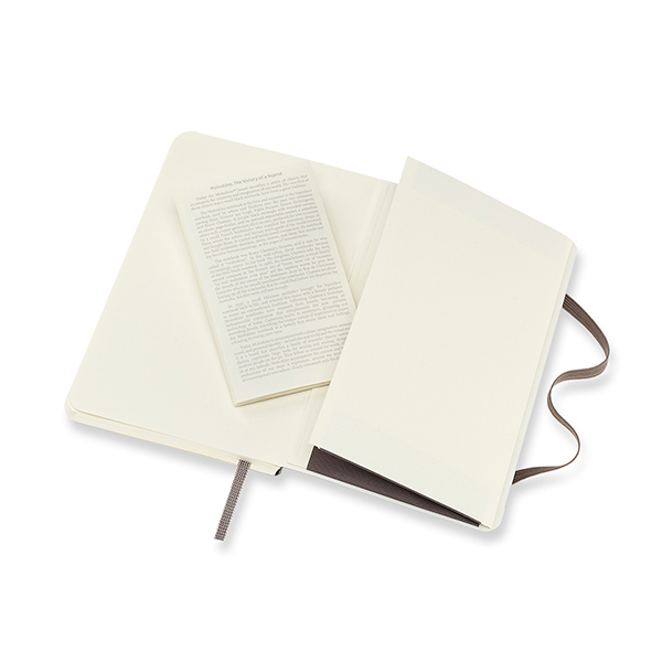  «Блокнот Moleskine Classic средний нелинованный коричневый (QP618P14)», бренда Moleskine - фото №1