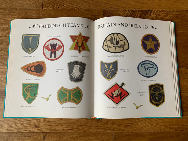 Паперова книга «Quidditch Through the Ages - Illustrated Edition», автор Джоан Ролінґ - фото №1
