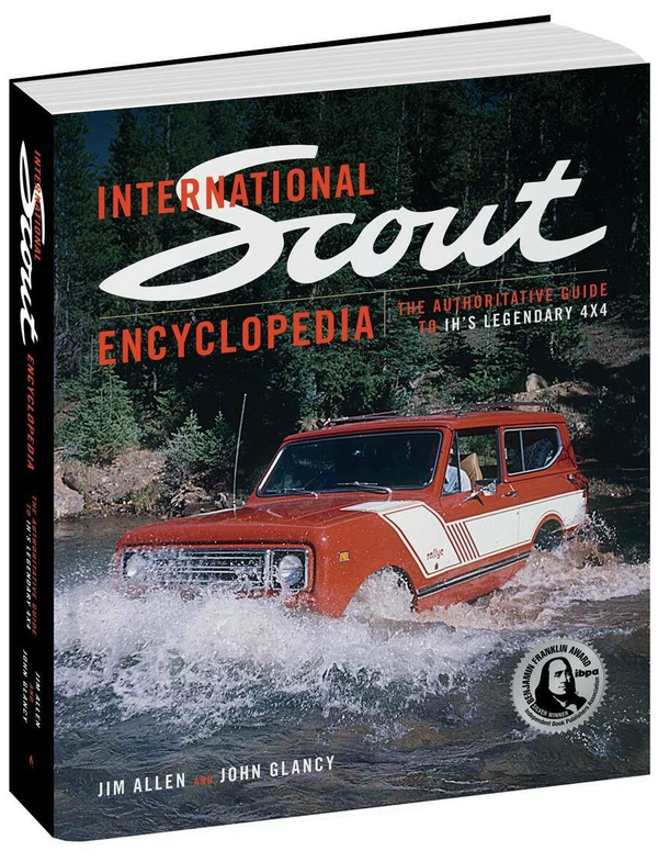Бумажная книга «International Scout Encyclopedia», авторов Джим Аллен, Джон Глэнси - фото №1