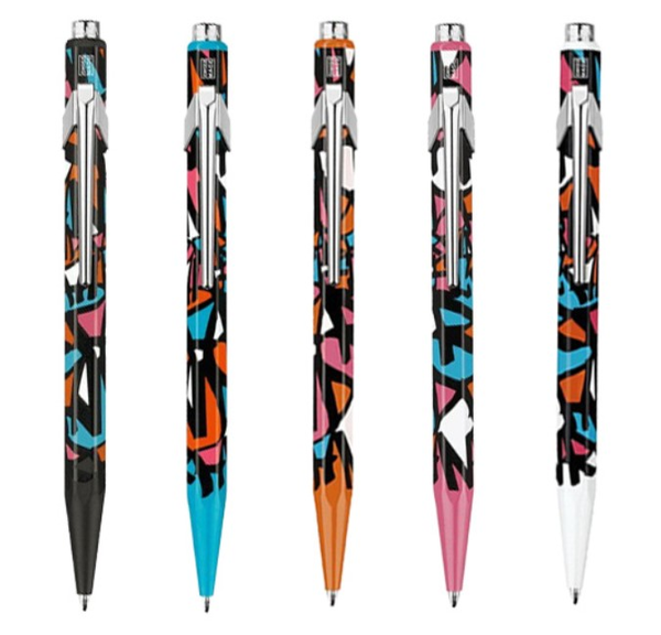  «Ручка Caran d'Ache 849 Street Art Белая (849.520-white)», бренда Caran d'Ache - фото №1
