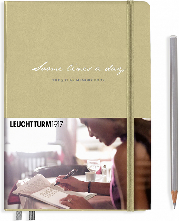 «Блокнот Leuchtturm1917 Memory Book Some lines a day песочный (355275)», бренда Leuchtturm1917 - фото №1