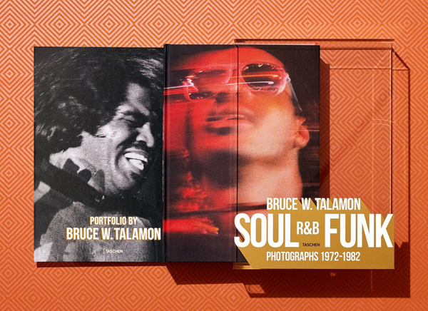 Паперова книга «Bruce W. Talamon. Soul. R&B. Funk. Photographs 1972-1982, Art Edition», автор Перл Клідж - фото №1