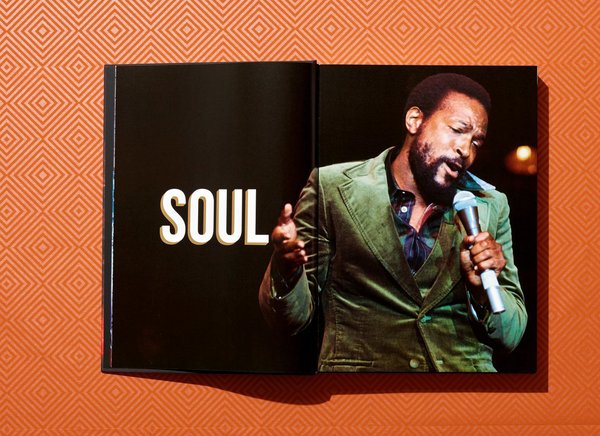 Паперова книга «Bruce W. Talamon. Soul. R&B. Funk. Photographs 1972-1982, Art Edition», автор Перл Клідж - фото №1