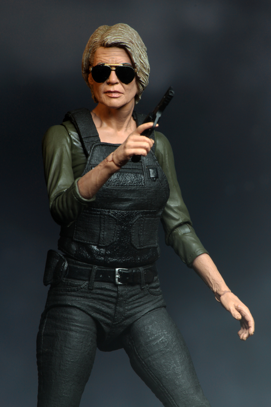  «Коллекционная фигурка Neca Terminator Dark Fate 2019 Sarah Connor (951924)», бренда Neca - фото №1