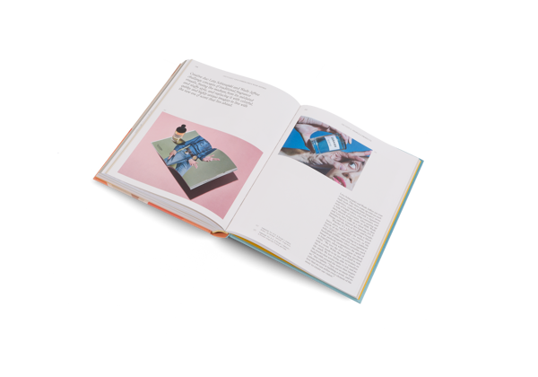 Бумажная книга «The Essence. Discovering the World of Scent, Perfume and Fragrance» - фото №1