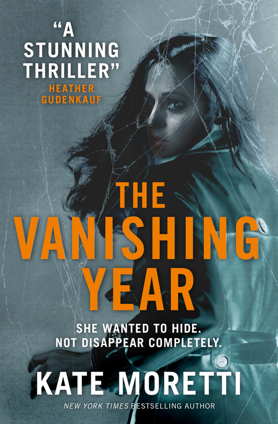 Бумажная книга «The Vanishing Year», автор Кейт Моретти - фото №1