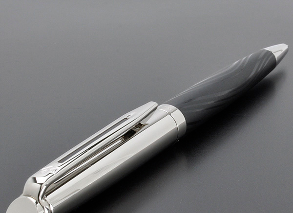  «Кулькова ручка Waterman Hemisphere Deluxe Matt Black CT (22065)», бренду Waterman - фото №1