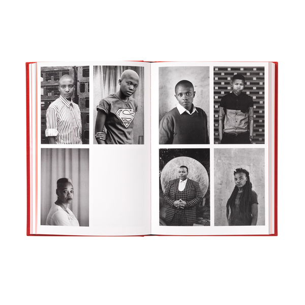 Бумажная книга «Zanele Muholi (Limited edition)» - фото №1