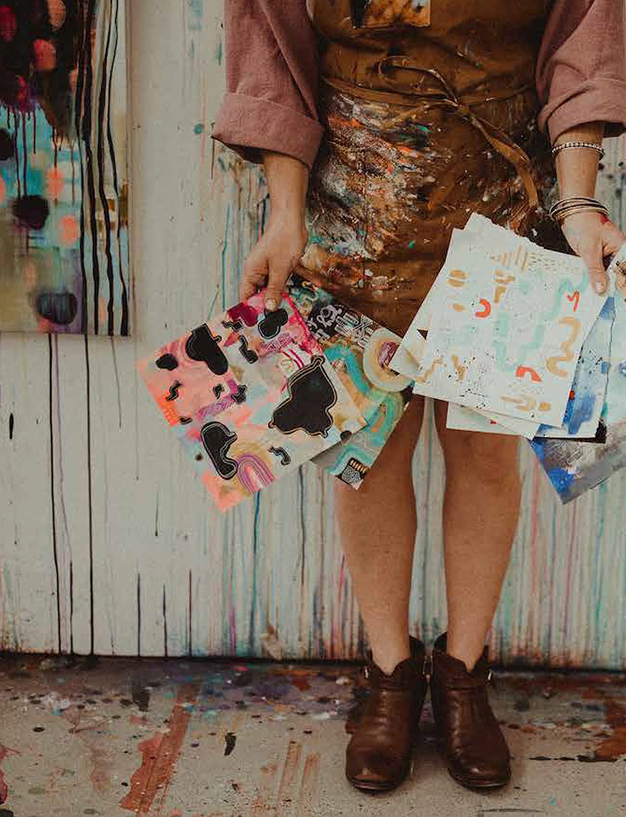 [object Object] «Fresh Paint. Discover Your Unique Creative Style Through 100 Small Mixed-Media Paintings», автор Флора Боули - фото №4 - миниатюра