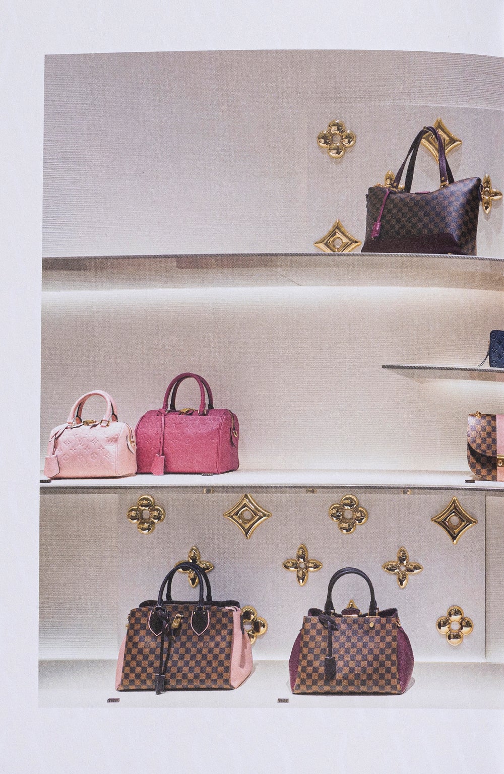 [object Object] «The Essence of Louis Vuitton», автор New Mags - фото №4 - мініатюра