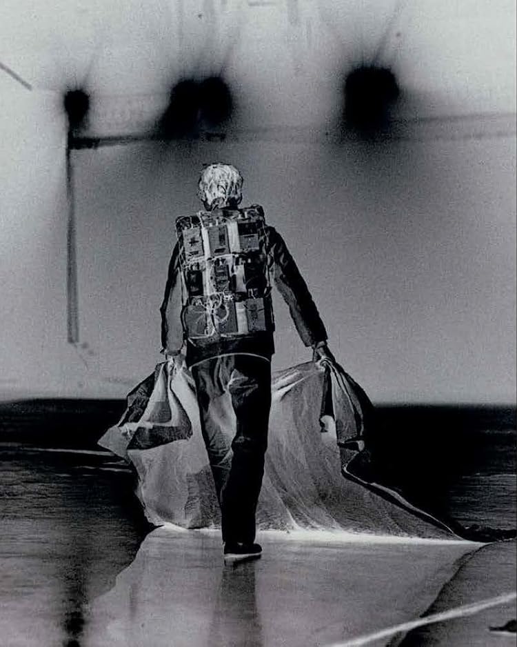 [object Object] «Sensing the Future: Experiments in Art and Technology (E.A.T.)» - фото №6 - миниатюра