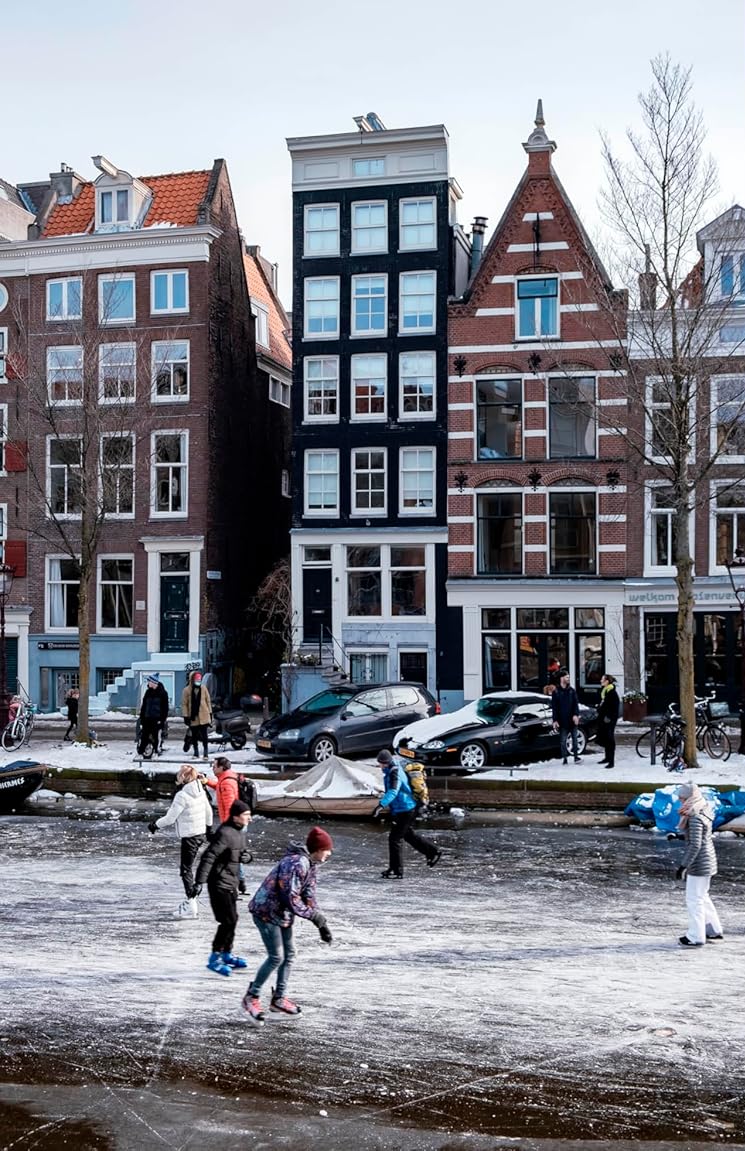 [object Object] «The Rough Guide to Amsterdam: Travel Guide with eBook», авторов Фил Ли, Rough Guides - фото №2 - миниатюра