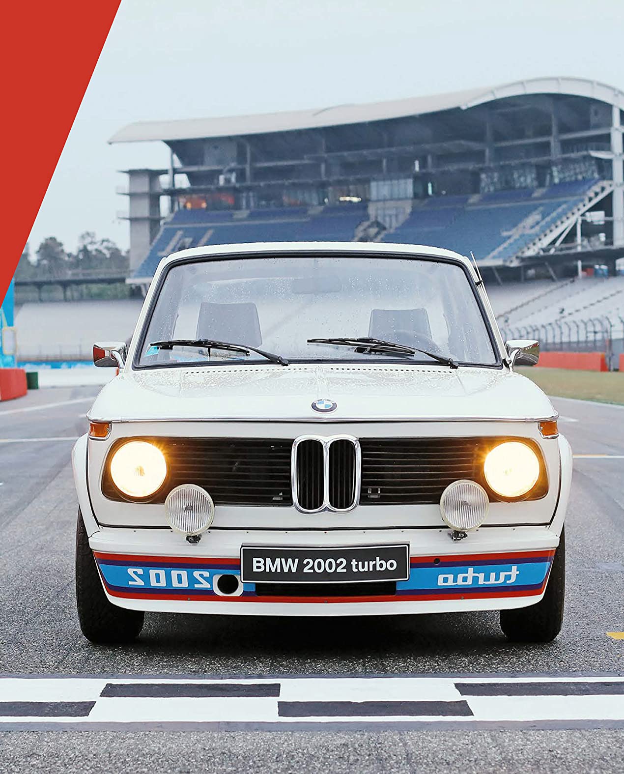 [object Object] «BMW M. 50 Years of the Ultimate Driving Machines», автор Тоні Левін - фото №5 - мініатюра