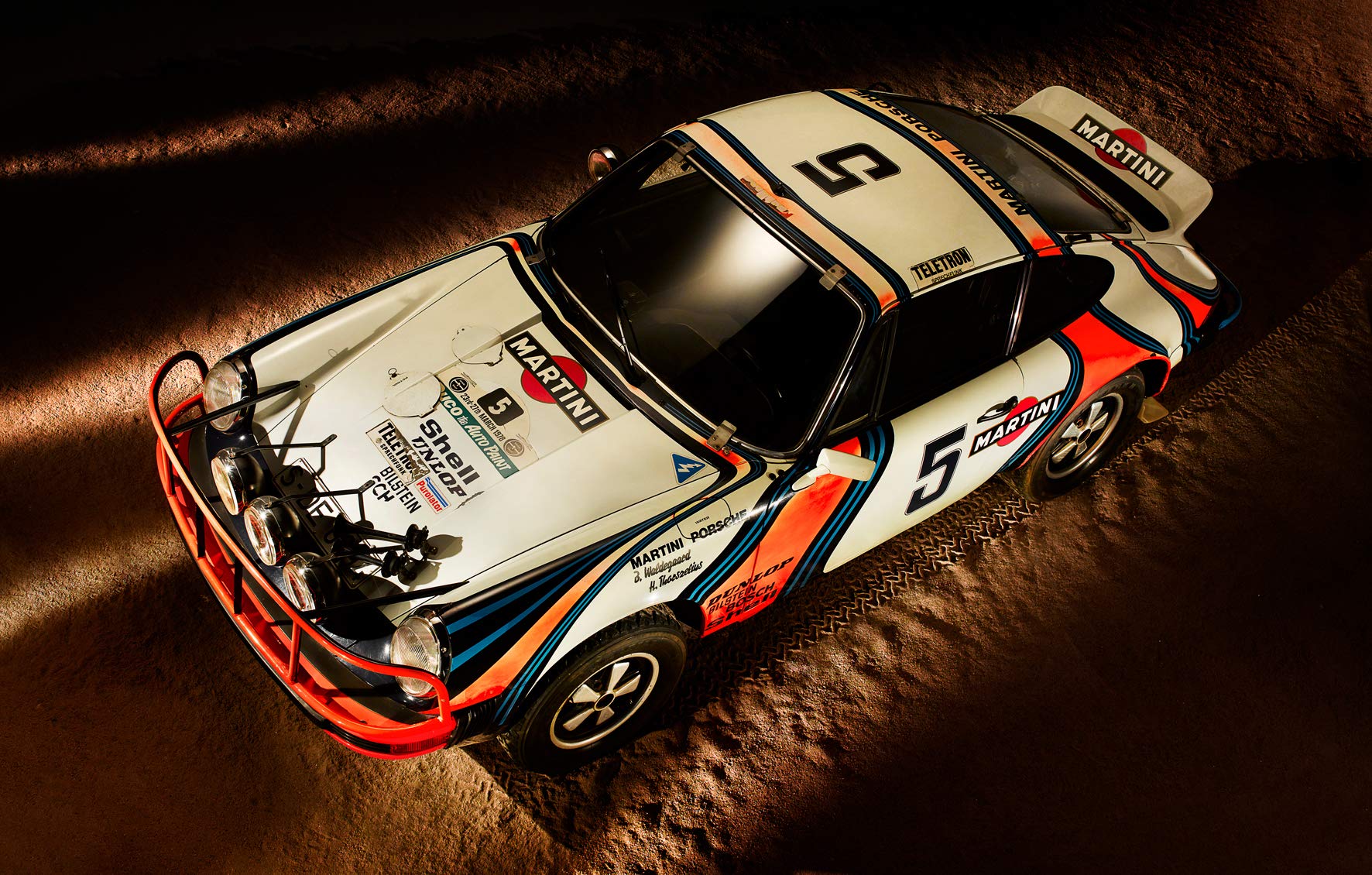 [object Object] «The Porsche 911 Book. Revised Edition», автор Рене Стауд - фото №6 - мініатюра