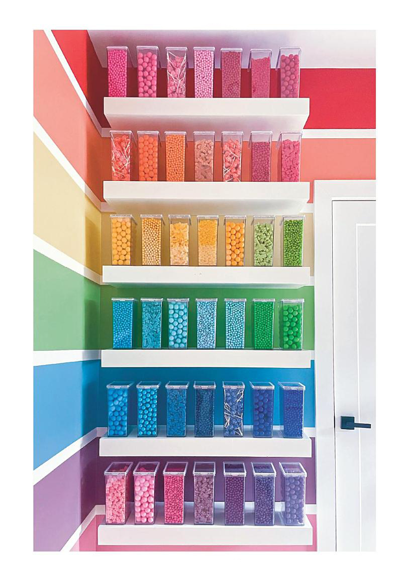 [object Object] «The Home Edit Stay Organized: The Ultimate Guide to Making Systems Stick», автор Клеа Ширер - фото №2 - мініатюра