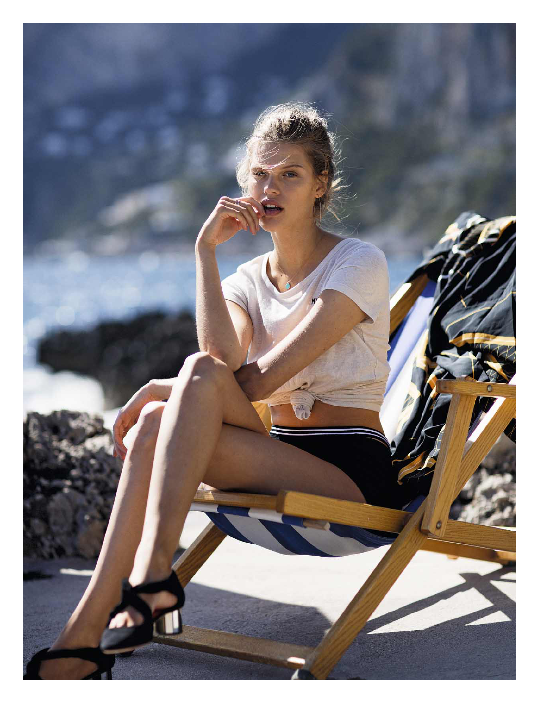 [object Object] «Last Days of Summer», автор Акила Берхауи - фото №5 - миниатюра